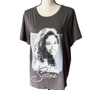 Selena Graphic Dark Gray Tee